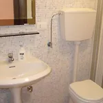 فندق مبيت وإفطار Largo Fontana 3*